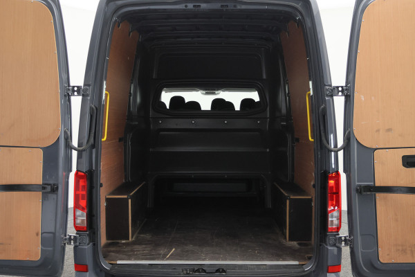 MAN TGE 35 2.0 TDI L3H3 DSG DC 7-persoons Climate, Camera, Cruise, Apple Carplay, PDC, DAB, Trekhaak, 18''