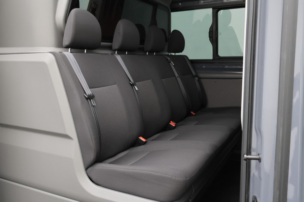 MAN TGE 35 2.0 TDI L3H3 DSG DC 7-persoons Climate, Camera, Cruise, Apple Carplay, PDC, DAB, Trekhaak, 18''