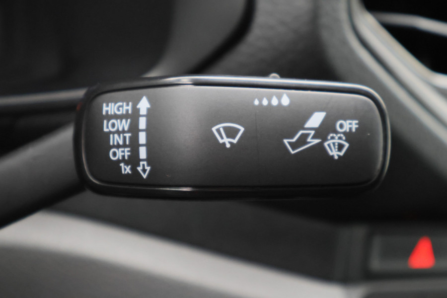 MAN TGE 35 2.0 TDI L3H3 DSG DC 7-persoons Climate, Camera, Cruise, Apple Carplay, PDC, DAB, Trekhaak, 18''