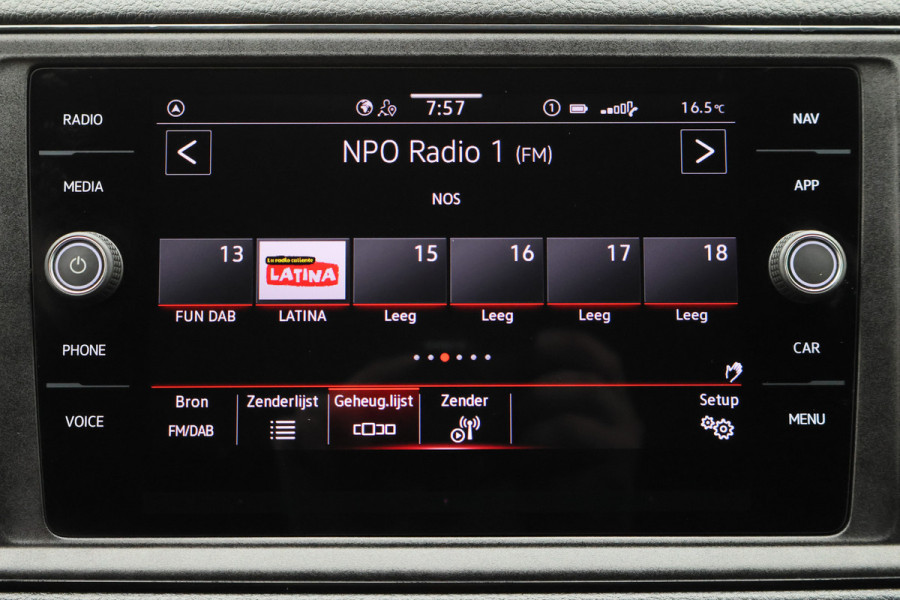 MAN TGE 35 2.0 TDI L3H3 DSG DC 7-persoons Climate, Camera, Cruise, Apple Carplay, PDC, DAB, Trekhaak, 18''