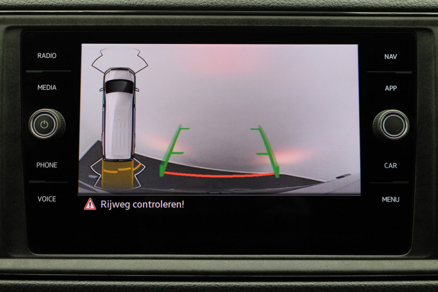 MAN TGE 35 2.0 TDI L3H3 DSG DC 7-persoons Climate, Camera, Cruise, Apple Carplay, PDC, DAB, Trekhaak, 18''