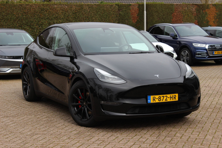 Tesla Model Y Performance AWD 75 kWh / SoH 93,1% / Trekhaak / Autopilot / Panoramadak / Camera / Keyless / Leder / Dodehoek / Navigatie / Stoelverwarming