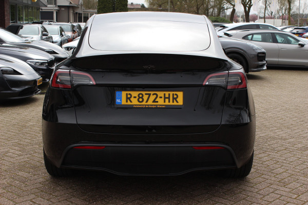 Tesla Model Y Performance AWD 75 kWh / SoH 93,1% / Trekhaak / Autopilot / Panoramadak / Camera / Keyless / Leder / Dodehoek / Navigatie / Stoelverwarming