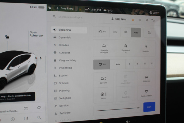 Tesla Model Y Performance AWD 75 kWh / SoH 93,1% / Trekhaak / Autopilot / Panoramadak / Camera / Keyless / Leder / Dodehoek / Navigatie / Stoelverwarming
