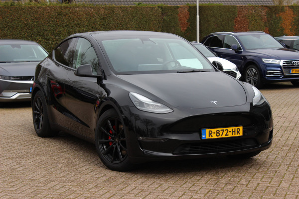 Tesla Model Y Performance AWD 75 kWh / SoH 93,1% / Trekhaak / Autopilot / Panoramadak / Camera / Keyless / Leder / Dodehoek / Navigatie / Stoelverwarming