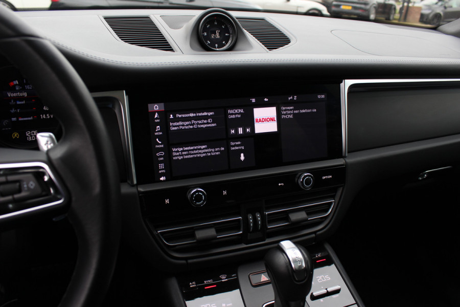 Porsche Macan 2.0 / Panoramadak / Camera / Luxe Leder / 21'' / Luchtvering / Keyless / Bose / Matrix LED / Stoelventilatie+Verwarming / Stuurverwarming / Dodehoek / DAB / ACC