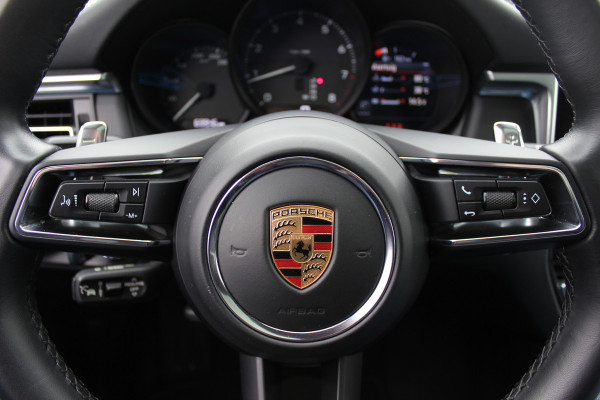 Porsche Macan 2.0 / Panoramadak / Camera / Luxe Leder / 21'' / Luchtvering / Keyless / Bose / Matrix LED / Stoelventilatie+Verwarming / Stuurverwarming / Dodehoek / DAB / ACC