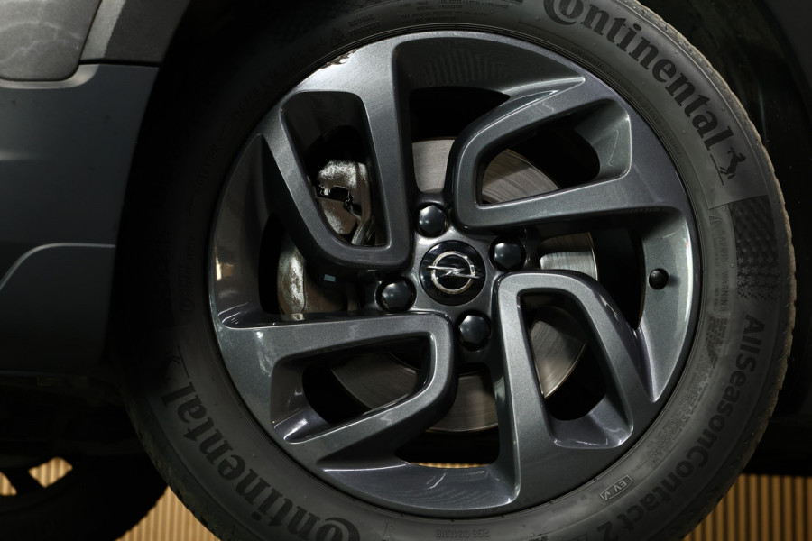 Opel Crossland X 1.2 Turbo Ultimate 43000km AUT PANO CARPLAY CAMERA STOELVW NAV '19