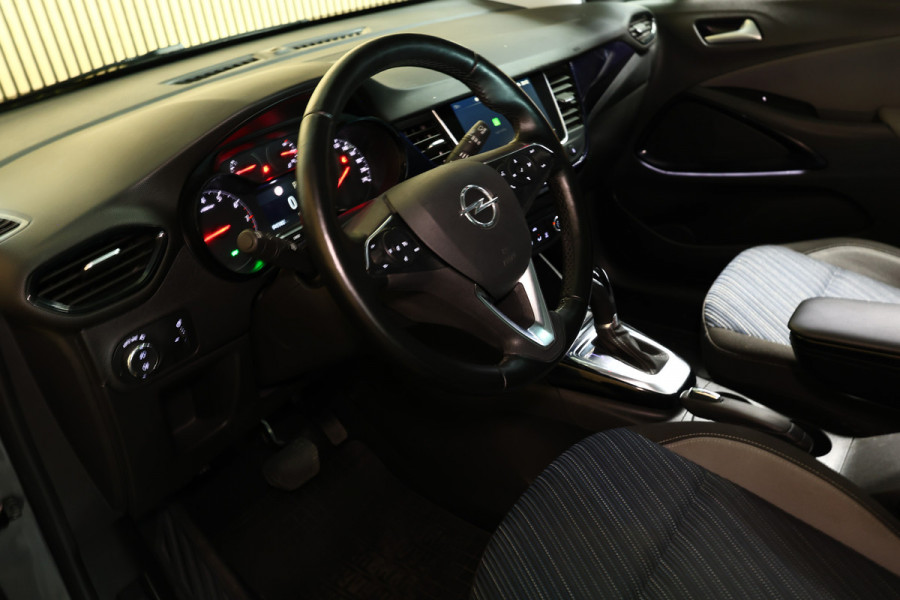 Opel Crossland X 1.2 Turbo Ultimate 43000km AUT PANO CARPLAY CAMERA STOELVW NAV '19