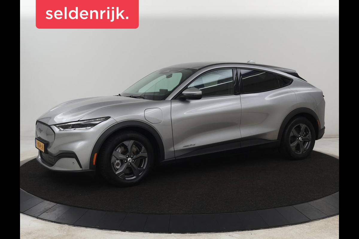 Ford Mustang Mach-E RWD 75 kWh | SOH 94% | Leder | Stoelverwarming | Adaptive cruise | Camera | Carplay | Navigatie | Stuurverwarming | Keyless | Full LED | Dodehoek detectie