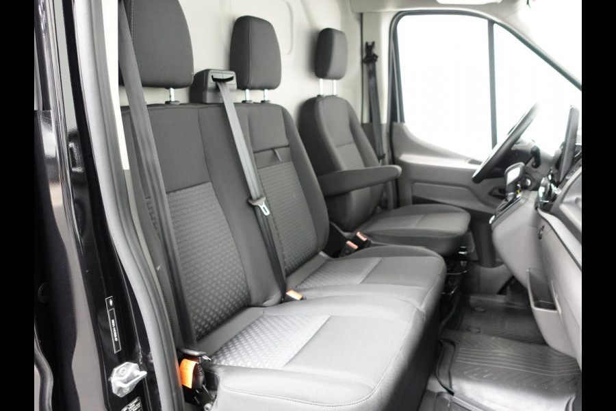 Ford Transit 310 2.0 TDCI L2H2 Trend Automaat Navigatie Trekhaak 360° Camera Airco Cruise DAB+