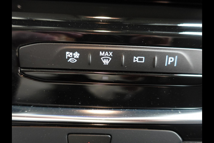 Ford Transit 310 2.0 TDCI L2H2 Trend Automaat Navigatie Trekhaak 360° Camera Airco Cruise DAB+