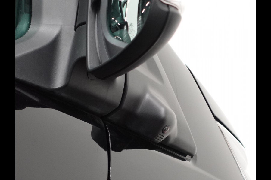 Ford Transit 310 2.0 TDCI L2H2 Trend Automaat Navigatie Trekhaak 360° Camera Airco Cruise DAB+