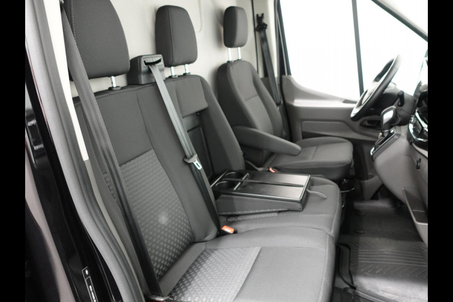 Ford Transit 310 2.0 TDCI L2H2 Trend Automaat Navigatie Trekhaak 360° Camera Airco Cruise DAB+