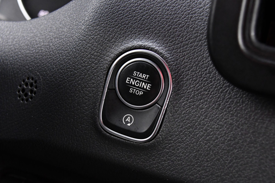 Mercedes-Benz Sprinter 317 1.9 CDI L2H2 RWD PB Edition Camera, Cruise, Carplay, LED, Leder, Stoelverwaming, 170pk, Trekhaak, Automaat, Mbux, Uniek!