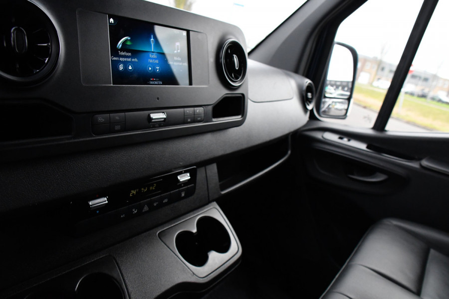 Mercedes-Benz Sprinter 317 1.9 CDI L2H2 RWD PB Edition Camera, Cruise, Carplay, LED, Leder, Stoelverwaming, 170pk, Trekhaak, Automaat, Mbux, Uniek!