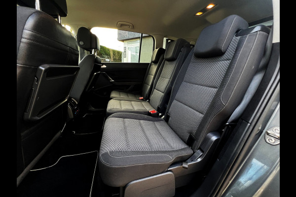 Volkswagen Touran 1.5 TSI Highline 7p Carplay_Trekhaak_ACC_Camera