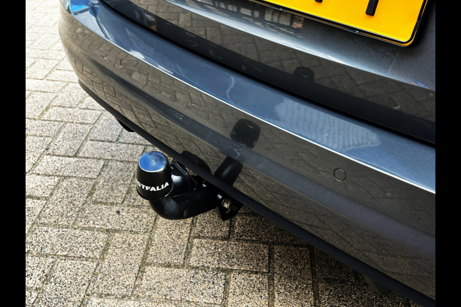 Volkswagen Touran 1.5 TSI Highline 7p Carplay_Trekhaak_ACC_Camera