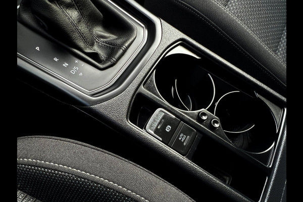 Volkswagen Touran 1.5 TSI Highline 7p Carplay_Trekhaak_ACC_Camera