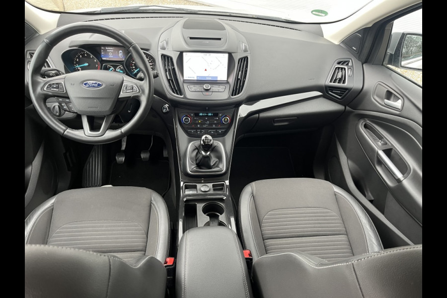 Ford Kuga 1.5 EcoB. Titanium 150PK! TREKHAAK! ALL SEASON!