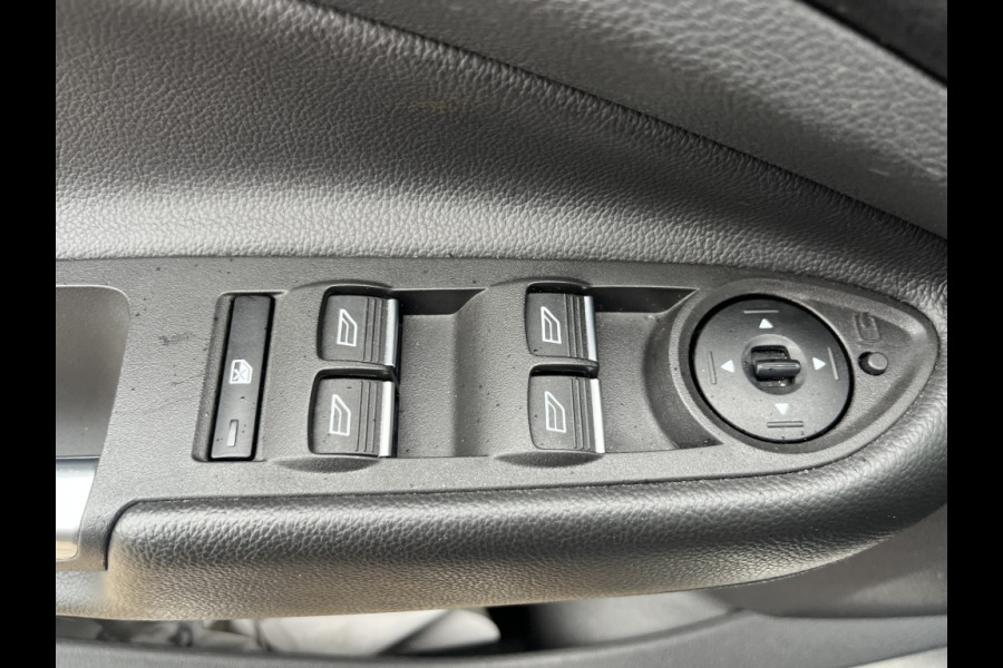 Ford Kuga 1.5 EcoB. Titanium 150PK! TREKHAAK! ALL SEASON!