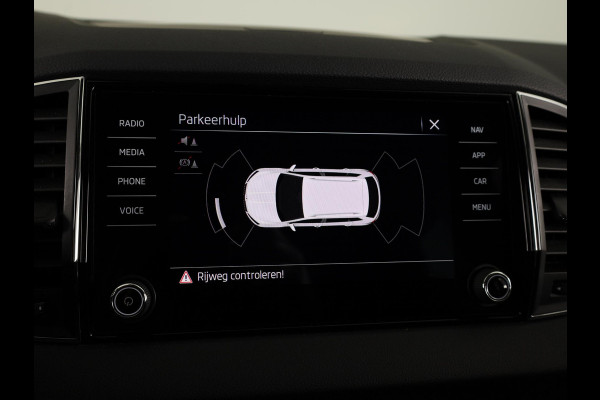 Škoda Karoq 1.0 TSI Business Edition 110pk | Navigatie | Parkeersensoren voor en achter | Apple Carplay/ Android auto | Lichtmetalen velgen | Cruise controle