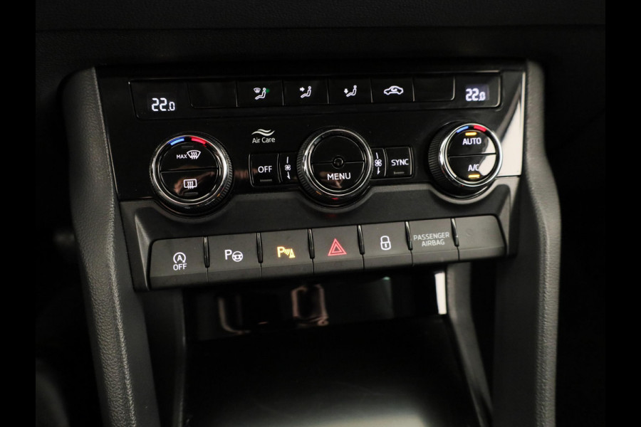 Škoda Karoq 1.0 TSI Business Edition 110pk | Navigatie | Parkeersensoren voor en achter | Apple Carplay/ Android auto | Lichtmetalen velgen | Cruise controle