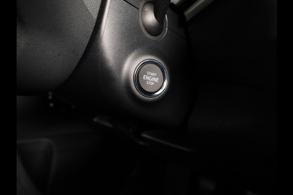 Škoda Karoq 1.0 TSI Business Edition 110pk | Navigatie | Parkeersensoren voor en achter | Apple Carplay/ Android auto | Lichtmetalen velgen | Cruise controle