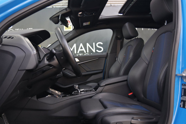 BMW 1-serie 118i M SPORT / PANODAK / LIVE COCKPIT / LED / CAMERA / CARPLAY