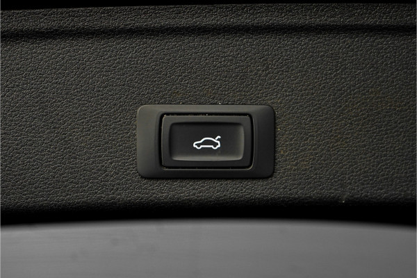 Audi A4 Avant 35 TFSI Sport 2.0 150PK Automaat Virtual Cockpit LED Navi ECC