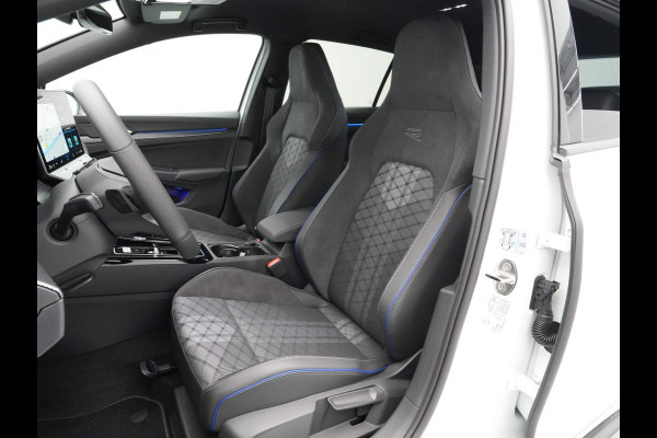 Volkswagen Golf 1.5 eTSI 150pk DSG R-Line Edition Navigatie 360 Camera Acc Stoel/Stuurverwarming Carplay