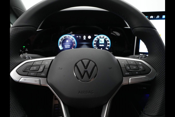 Volkswagen Golf 1.5 eTSI 150pk DSG R-Line Edition Navigatie 360 Camera Acc Stoel/Stuurverwarming Carplay