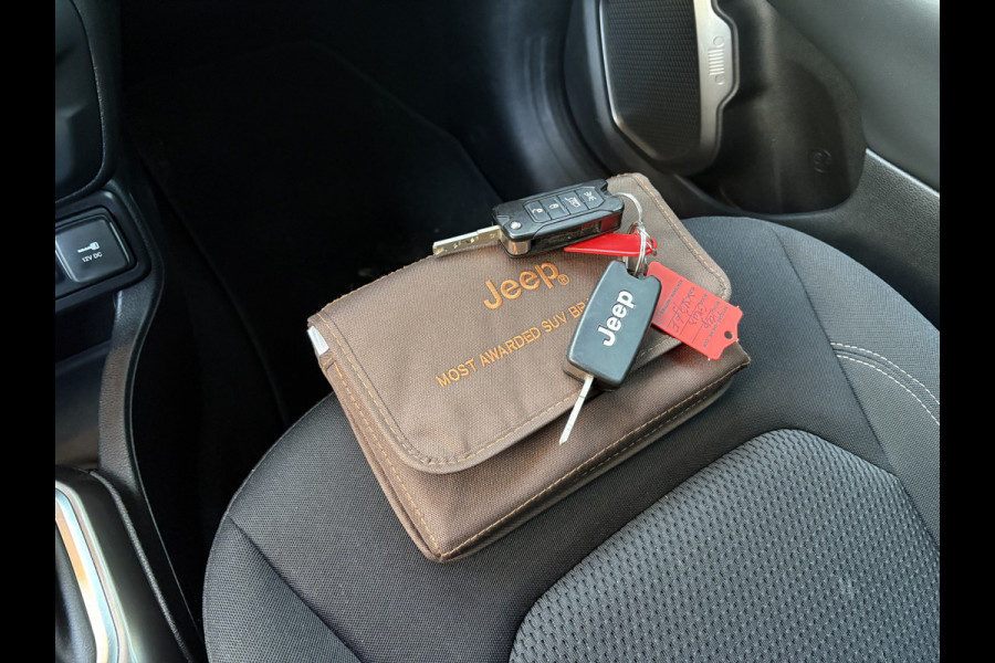 Jeep Renegade 1.3T DDCT 150pk Automaat Limited LED/NAVI/CARPLAY/ADAPT.CRUISE/PDC/TREKHAAK