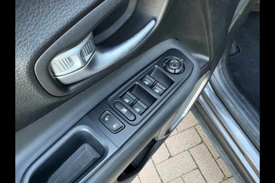 Jeep Renegade 1.3T DDCT 150pk Automaat Limited LED/NAVI/CARPLAY/ADAPT.CRUISE/PDC/TREKHAAK