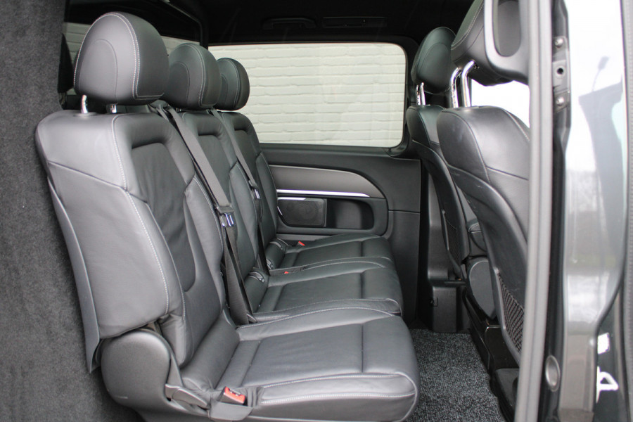 Mercedes-Benz V-Klasse 300d / Lang / AMG / DC / Panorama / 2x Schuifdeur / Apple Carplay / 360 Camera / Leer / Nette Staat.