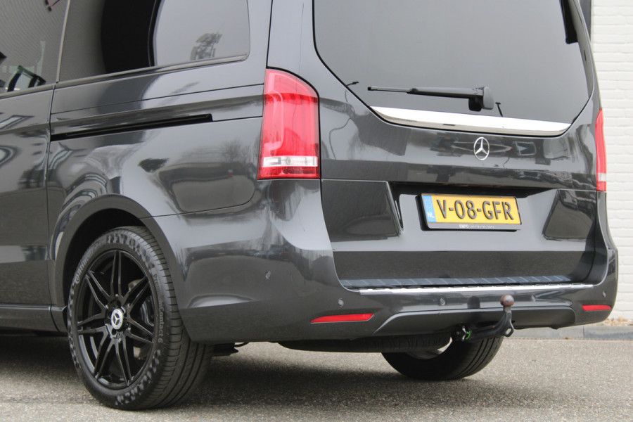 Mercedes-Benz V-Klasse 300d / Lang / AMG / DC / Panorama / 2x Schuifdeur / Apple Carplay / 360 Camera / Leer / Nette Staat.