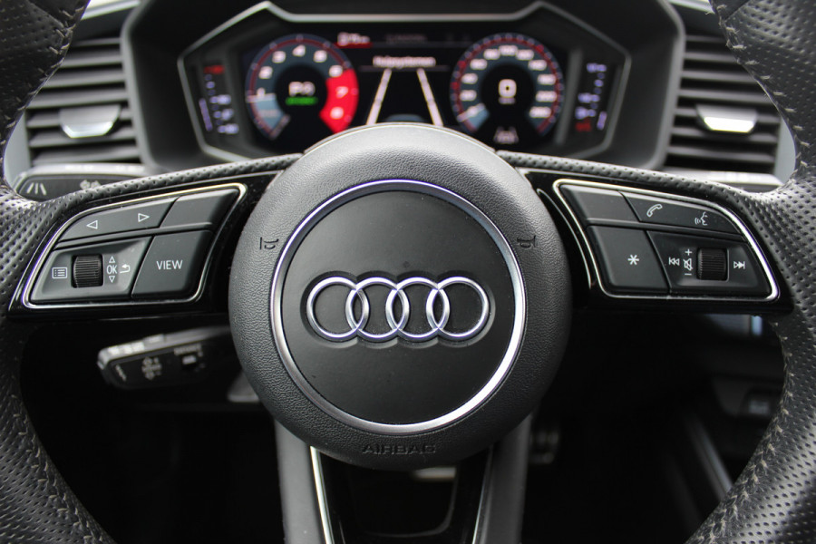Audi A1 Sportback 40 TFSI S Line edition one 200pk / Navigatie / Keyless / Virtual Cockpit / 18'' / Parkeerhulp achter / Stoelverwarming / LED Koplampen / DAB / ACC