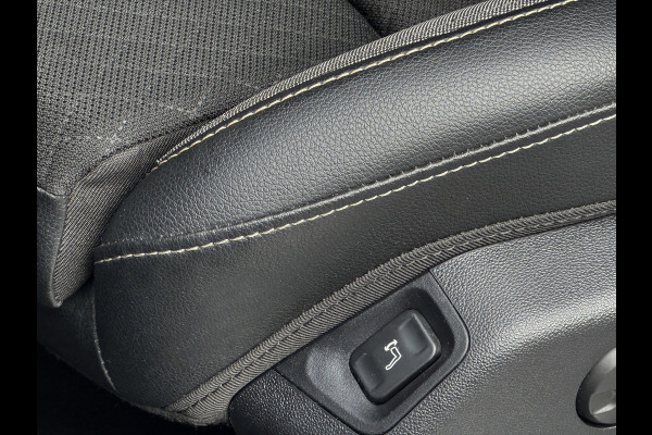 Opel Grandland X 1.2 Turbo Edition 2020 - AUTOMAAT I Navigatie/Apple CarPlay I LED- PDC I Sport pakket I Dealer onderhouden