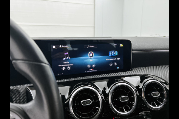 Mercedes-Benz A-Klasse 160 Advantage | Parkeersensoren | Achteruitrijcamera Inclusief 12 Maanden Garantie.