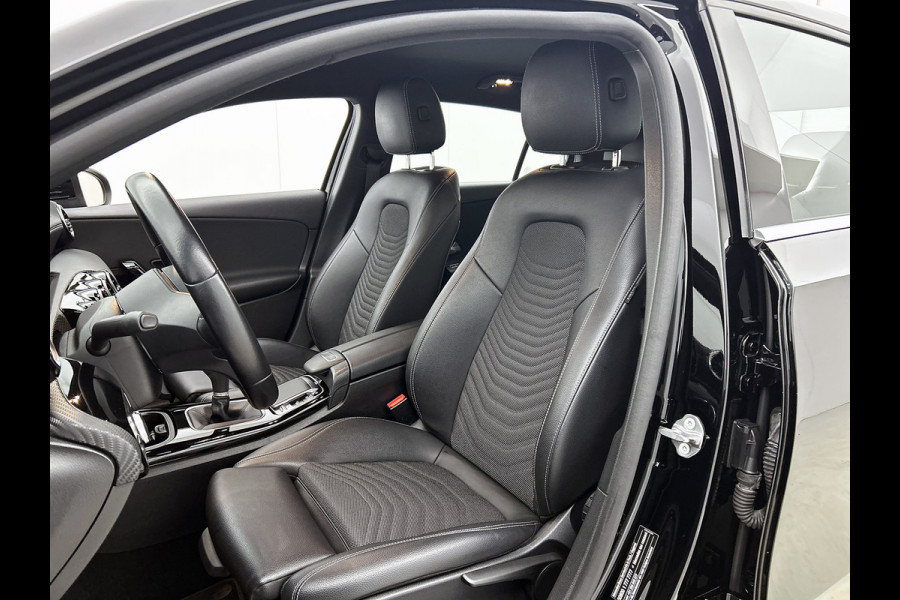 Mercedes-Benz A-Klasse 160 Advantage | Parkeersensoren | Achteruitrijcamera Inclusief 12 Maanden Garantie.