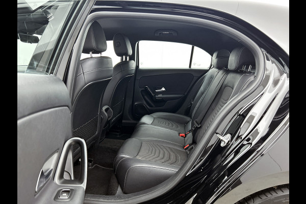 Mercedes-Benz A-Klasse 160 Advantage | Parkeersensoren | Achteruitrijcamera Inclusief 12 Maanden Garantie.