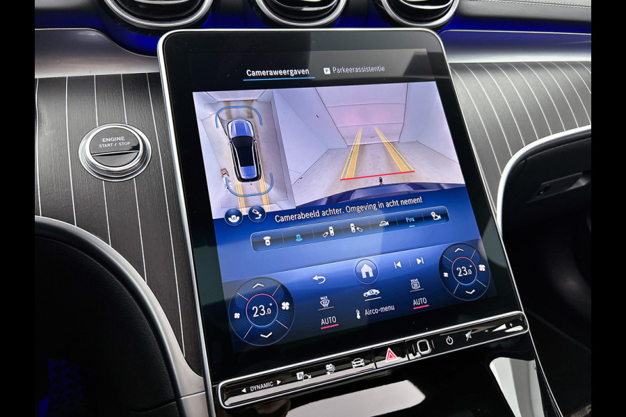 Mercedes-Benz C-Klasse Estate 300 e AMG Plug-In Hybride AMG Line | Night Pakket | Panorama Schuif-Kanteldak | Trekaak | Parkeerpakket met 360°-camera. Inclusief 24 maanden MB Certified garantie voor Europa.