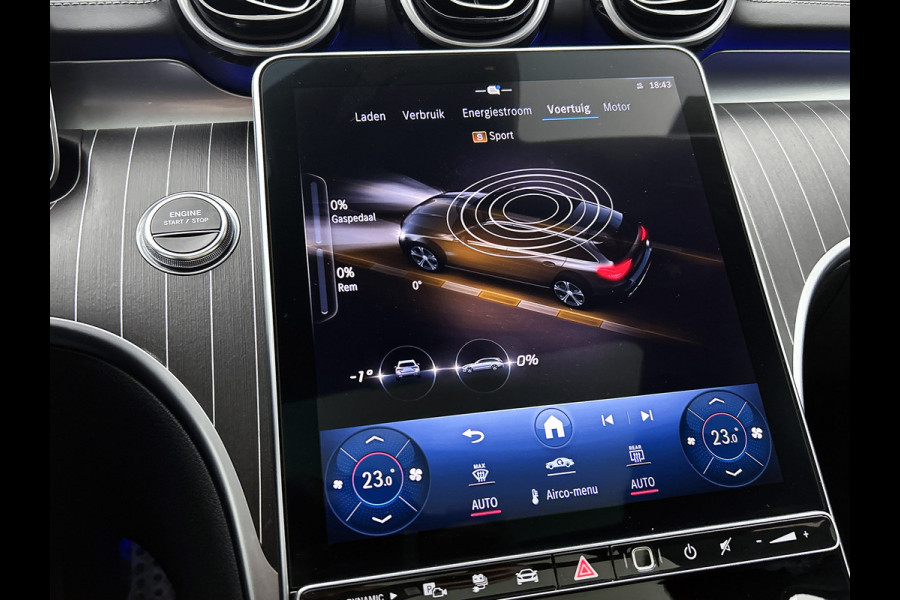 Mercedes-Benz C-Klasse Estate 300 e AMG Plug-In Hybride AMG Line | Night Pakket | Panorama Schuif-Kanteldak | Trekaak | Parkeerpakket met 360°-camera. Inclusief 24 maanden MB Certified garantie voor Europa.