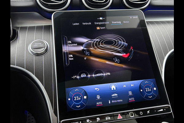 Mercedes-Benz C-Klasse Estate 300 e AMG Plug-In Hybride AMG Line | Night Pakket | Panorama Schuif-Kanteldak | Trekaak | Parkeerpakket met 360°-camera. Inclusief 24 maanden MB Certified garantie voor Europa.