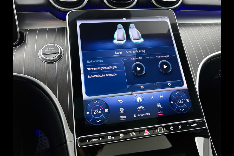 Mercedes-Benz C-Klasse Estate 300 e AMG Plug-In Hybride AMG Line | Night Pakket | Panorama Schuif-Kanteldak | Trekaak | Parkeerpakket met 360°-camera. Inclusief 24 maanden MB Certified garantie voor Europa.