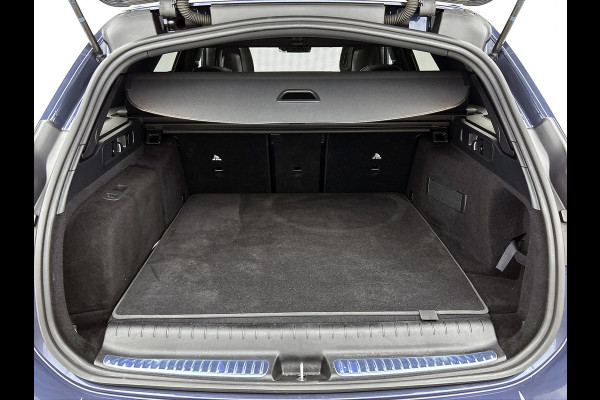 Mercedes-Benz C-Klasse Estate 300 e AMG Plug-In Hybride AMG Line | Night Pakket | Panorama Schuif-Kanteldak | Trekaak | Parkeerpakket met 360°-camera. Inclusief 24 maanden MB Certified garantie voor Europa.