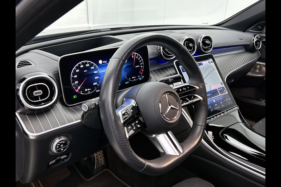 Mercedes-Benz C-Klasse Estate 300 e AMG Plug-In Hybride AMG Line | Night Pakket | Panorama Schuif-Kanteldak | Trekaak | Parkeerpakket met 360°-camera. Inclusief 24 maanden MB Certified garantie voor Europa.