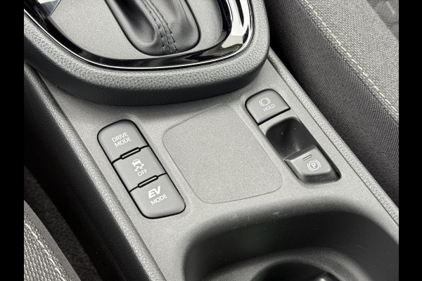 Toyota Yaris Cross 1.5 Hybrid First Edition Plus | Parkeersensoren, Stoel + Stuurverwarming, Groot scherm, Keyless, 17 inch