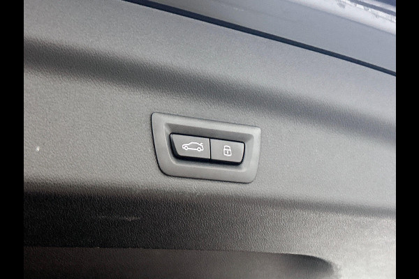 BMW X1 sDrive18i M-SPORT | SHADOW-LINE | CARPLAY | CAMERA