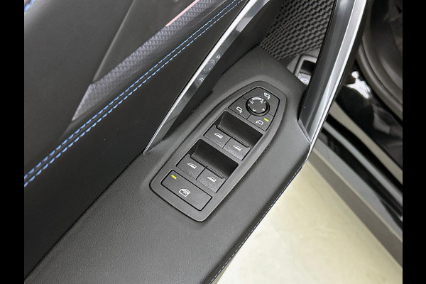 BMW X1 sDrive18i M-SPORT | SHADOW-LINE | CARPLAY | CAMERA